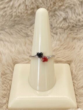 925 Sterling Silver Double Heart Ring Red Garnet Black CZ Size 9 Romantic Gift